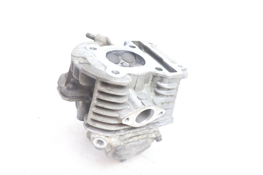 photo de CULATA YAMAHA BW'S BWS 125 (2010 - 2013) - Primer plano técnico