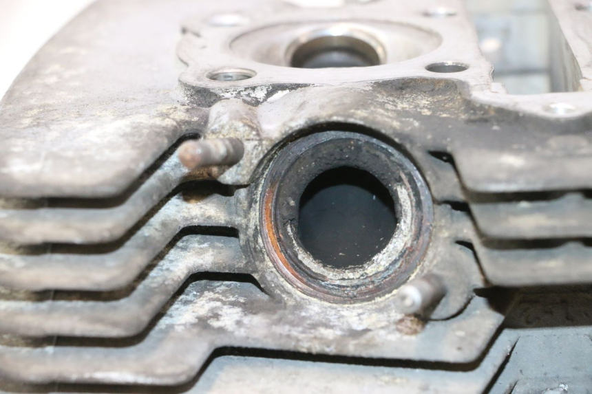 photo de CULATA HONDA CB TWO FIFTY 250 (1991 - 2002) - Características distintivas