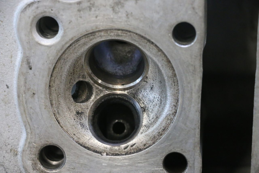 photo de CULATA HONDA CB TWO FIFTY 250 (1991 - 2002) - Detalle de la pieza