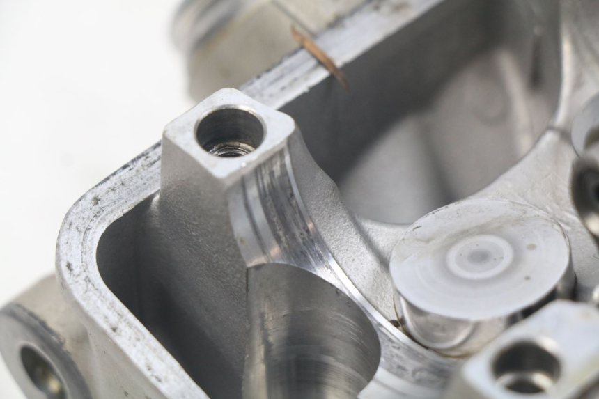 photo de CULATA HONDA CRF 250 (2016 - 2017) - Zoom estado de uso