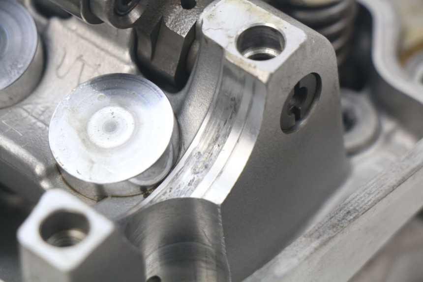 photo de CULATA HONDA CRF 250 (2016 - 2017) - Otra perspectiva