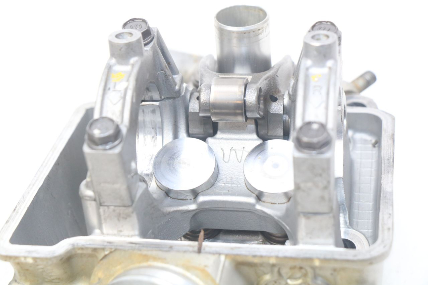 photo de CULATA HONDA CRF 250 (2016 - 2017) - Estado de la superficie y material