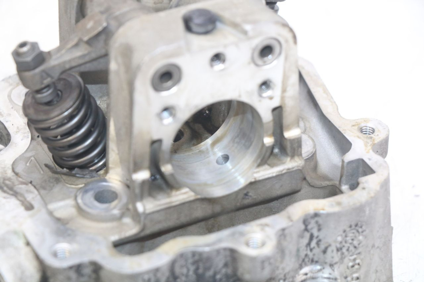 photo de CULATA PEUGEOT ELYSEO 125 (1999 - 2004) - Ángulo de visión alternativo