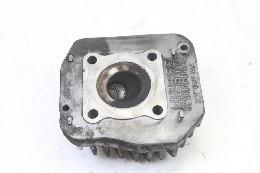 photo de CULATA PEUGEOT ELYSTAR 50 (2002 - 2014) - Primer plano técnico