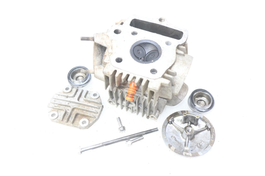 photo de CULATA CHINESE QUAD ENFANT ATV PUMA 50 - Detalles de los puntos de fijación