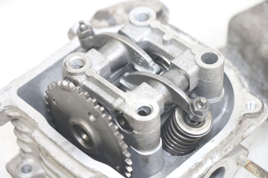 photo de CULATA JM MOTORS EVOLIS 4T 50 (2018 - 2022) - Estado de la superficie y material