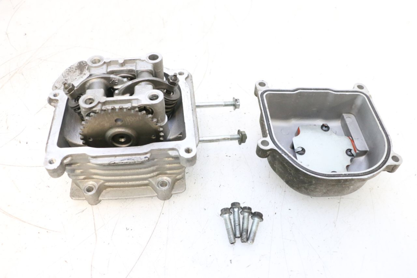 photo de CULATA JM MOTORS EVOLIS 4T 50 (2018 - 2022) - Características distintivas