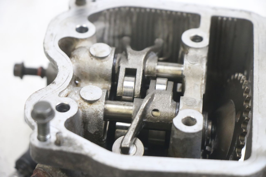 photo de CULATA TNT MOTOR FASTINO 4T 50 (2013 - 2019) - Detalles de los puntos de fijación