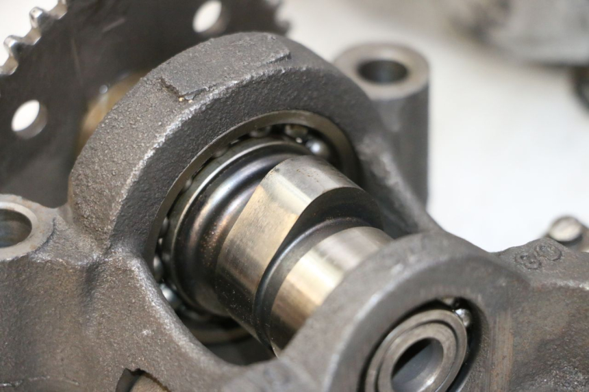 photo de culata HONDA FES S-WING SWING ABS 125 (2007 - 2015) - Inspección visual detallada