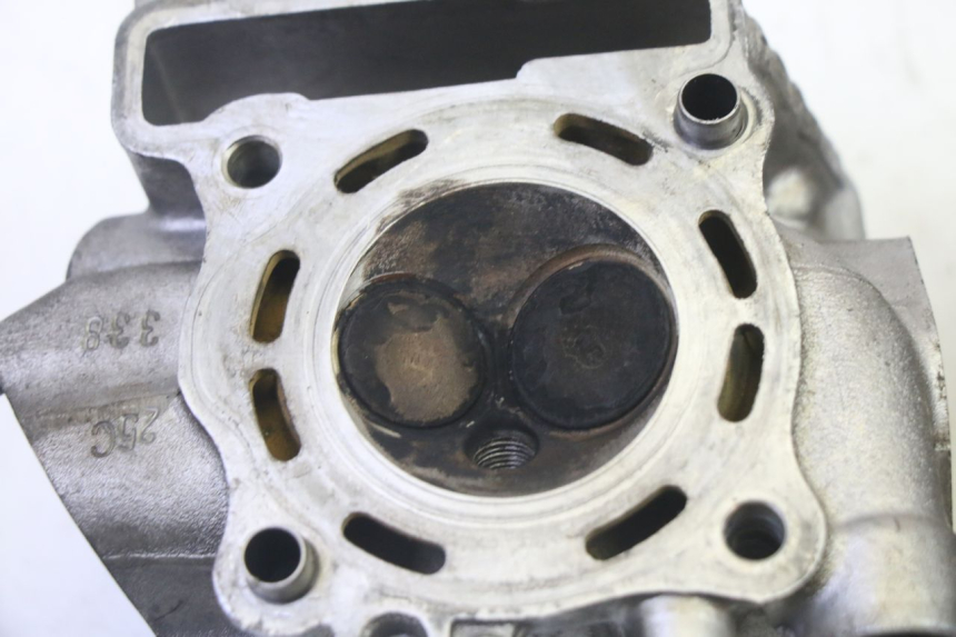 photo de culata HONDA FES S-WING SWING ABS 125 (2007 - 2015) - Ángulo de visión alternativo