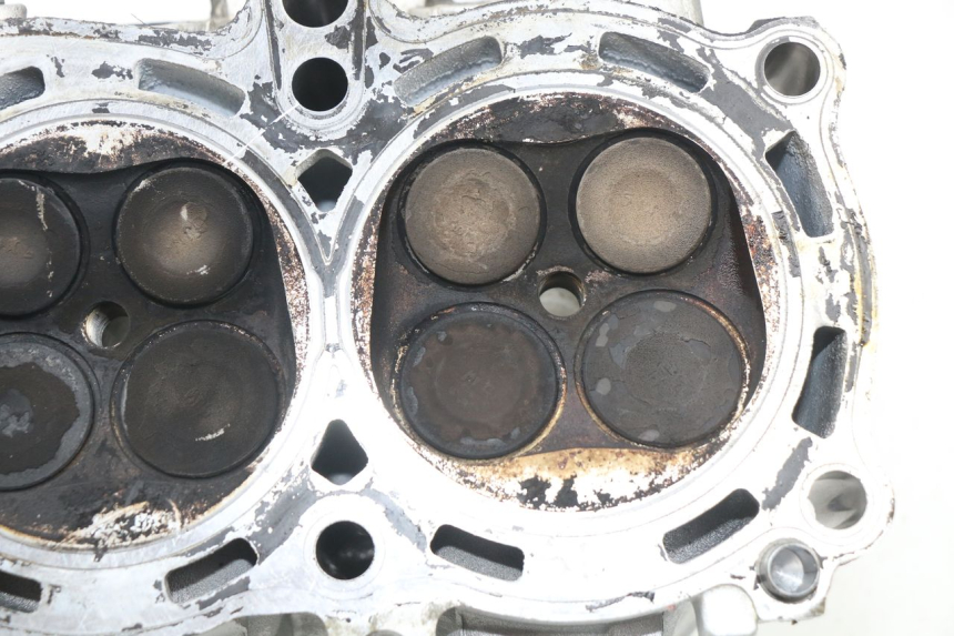 photo de CULATA YAMAHA FJR ABS 1300 (2006 - 2012) - Inspección visual detallada