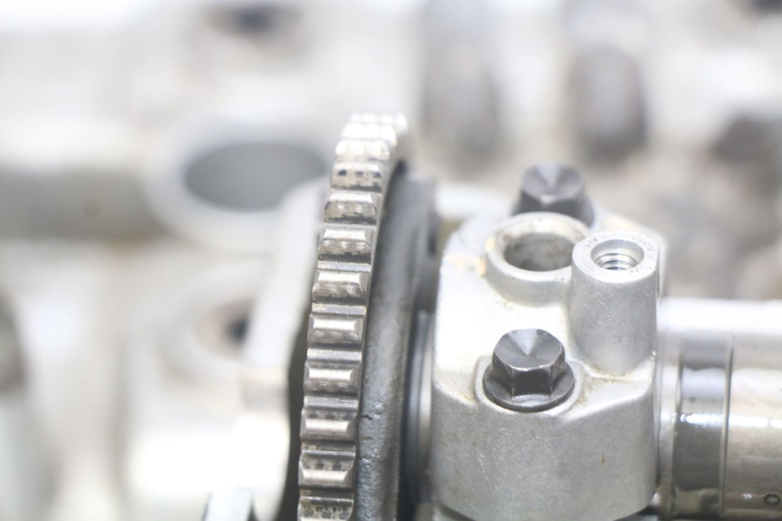 photo de CULATA YAMAHA FJR ABS 1300 (2006 - 2012) - Primer plano de alta resolución