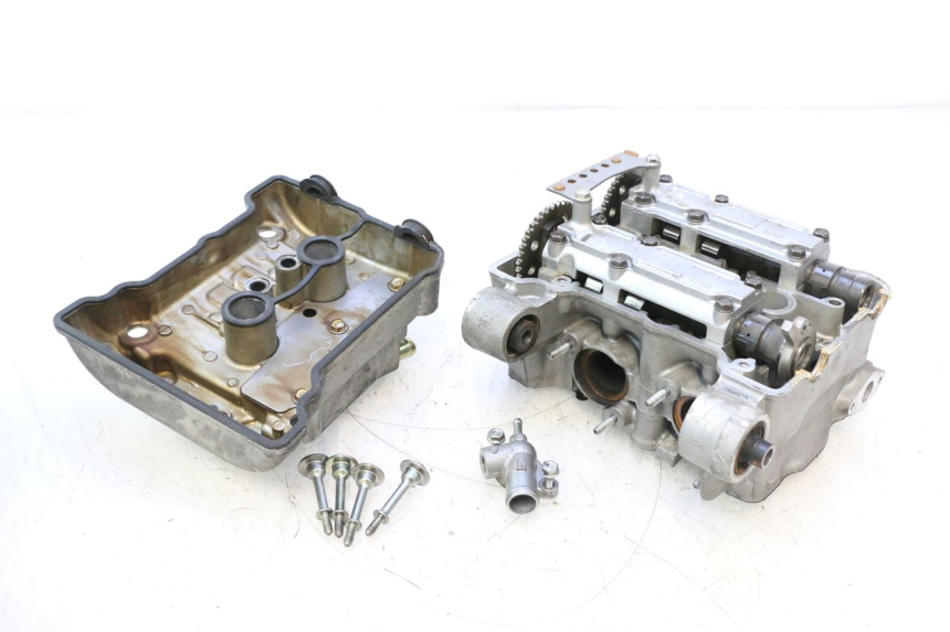 photo de CULATA HONDA FJS SILVER WING SILVERWING 400 (2005 - 2008) - Detalle de la pieza