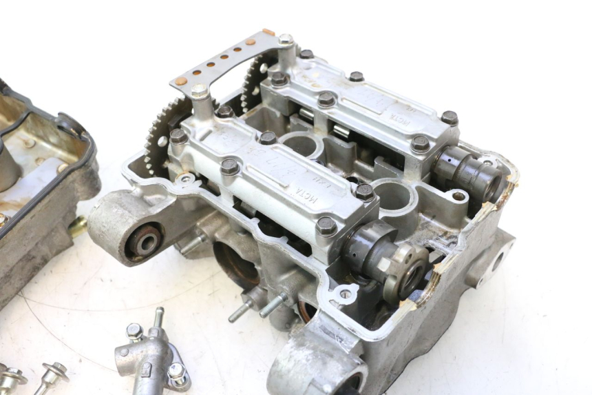 photo de CULATA HONDA FJS SILVER WING SILVERWING 400 (2005 - 2008) - Detalle de la pieza