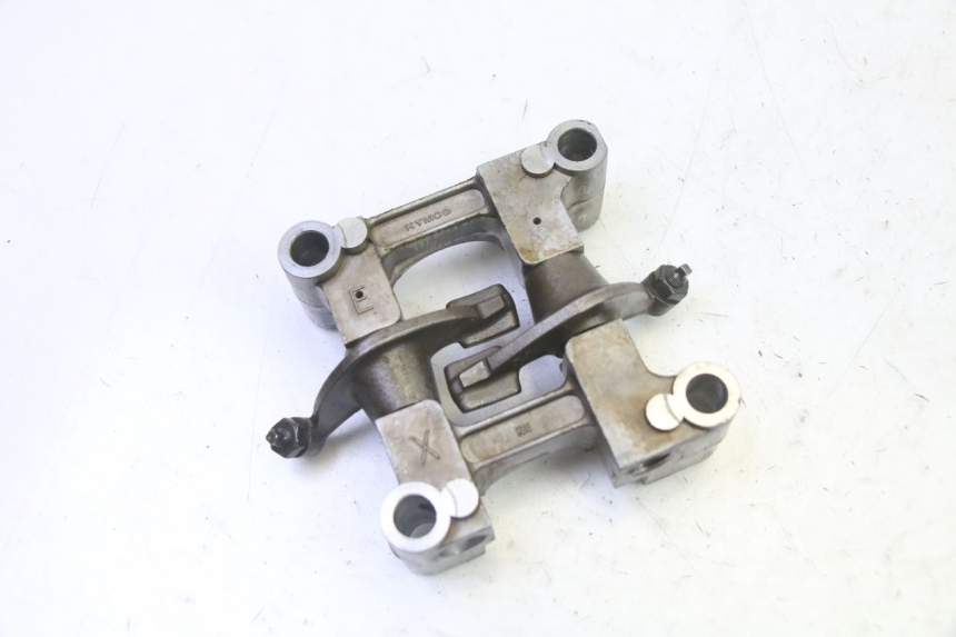 photo de CULATA KYMCO GRAND DINK 125 (2008 - 2014) - Enfoque en la estructura