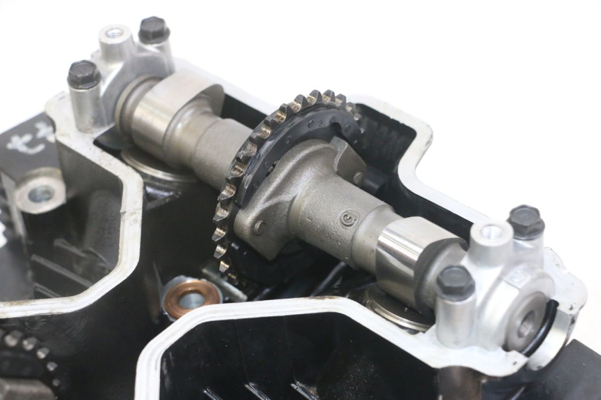 photo de CULATA SUZUKI GS GSE 500 (2001 - 2003) - Otra perspectiva