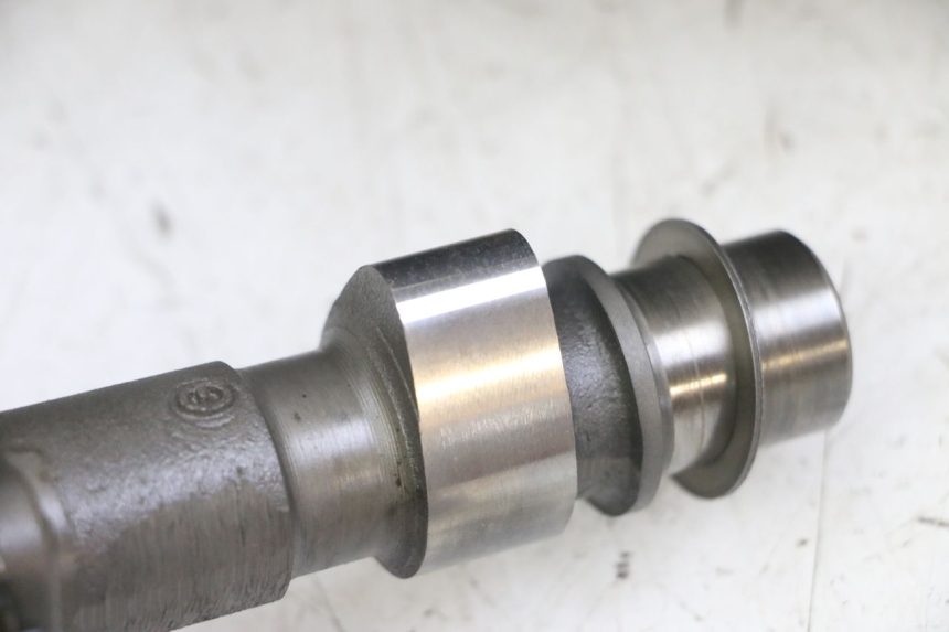 photo de CULATA SUZUKI GS GSE 500 (2001 - 2003) - Detalles de los puntos de fijación