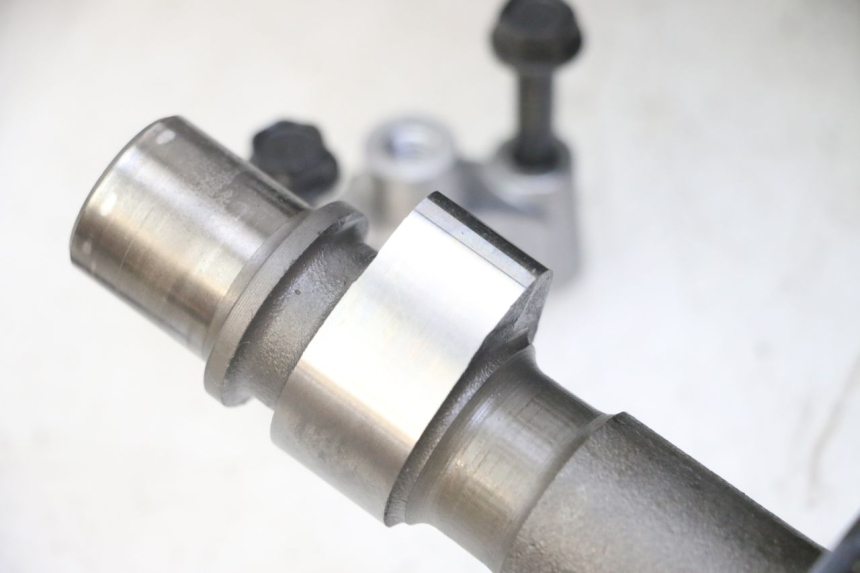 photo de CULATA SUZUKI GS GSE 500 (2001 - 2003) - Estado de la superficie y material