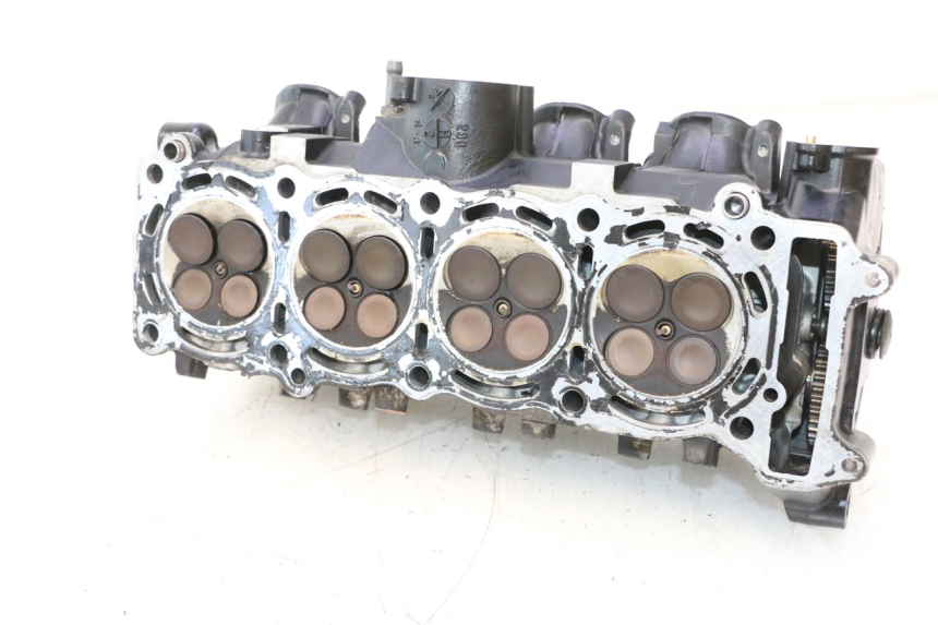 photo de CULATA SUZUKI GSR 600 (2005 - 2012) - Características distintivas
