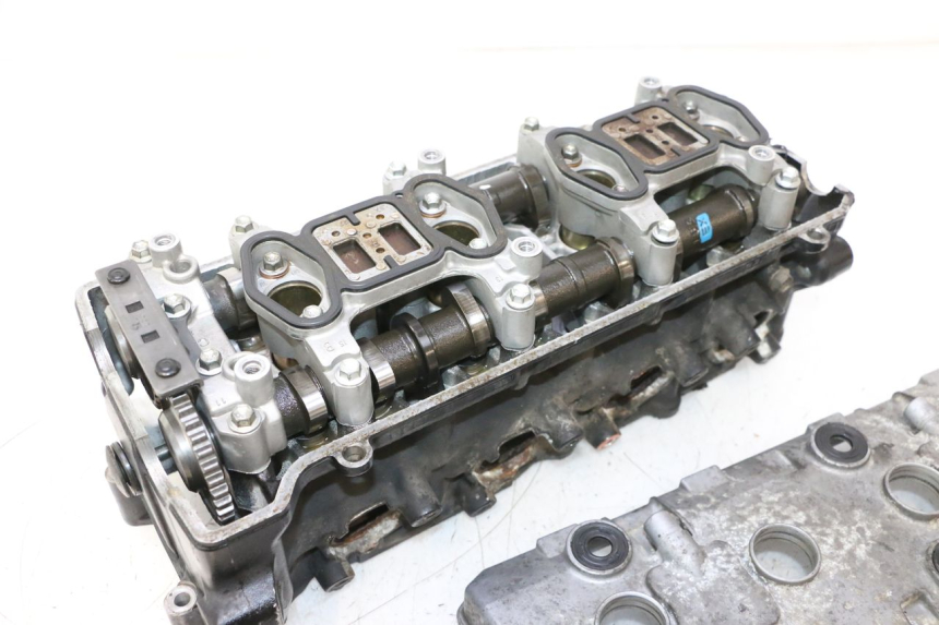 photo de CULATA SUZUKI GSR 600 (2005 - 2012) - Perfil de la pieza de repuesto