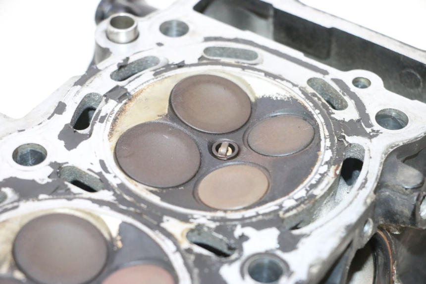 photo de CULATA SUZUKI GSR 600 (2005 - 2012) - Estado de la superficie y material