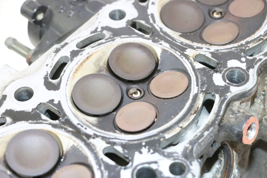photo de CULATA SUZUKI GSR 600 (2005 - 2012) - Marcados y referencias originales