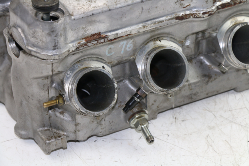 photo de CULATA HONDA CBR F 600 (1991 - 1994) - Enfoque en la estructura