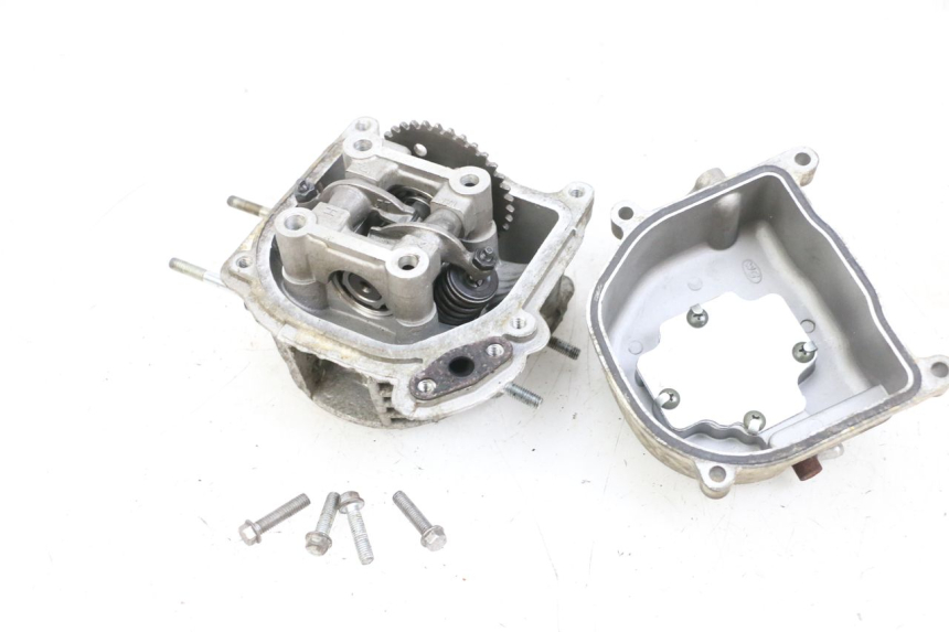 photo de CULATA SPEEDY HT50QT6 50 - Detalles de los puntos de fijación