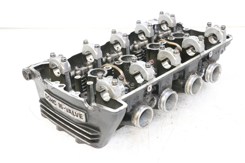 photo de CULATA KAWASAKI GTR 1000 (1994 - 2004) - Detalles de los puntos de fijación