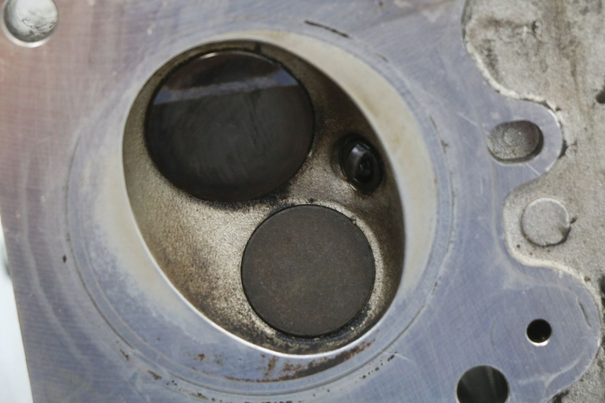 photo de CULATA RENAULT KOURANOS 125 (2001 - 2004) - Zoom sobre los componentes