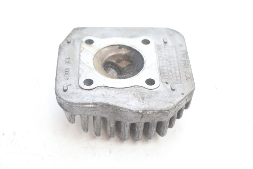 photo de CULATA PEUGEOT LUDIX ONE 50 (2004 - 2006) - Otra perspectiva