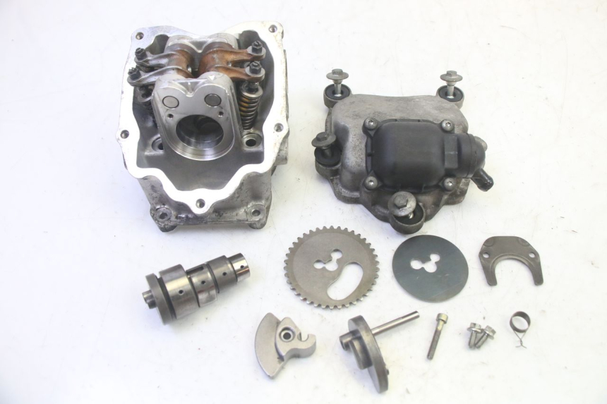 photo de CULATA PIAGGIO MP3 RL 250 (2006 - 2010) - Otra vista del artículo