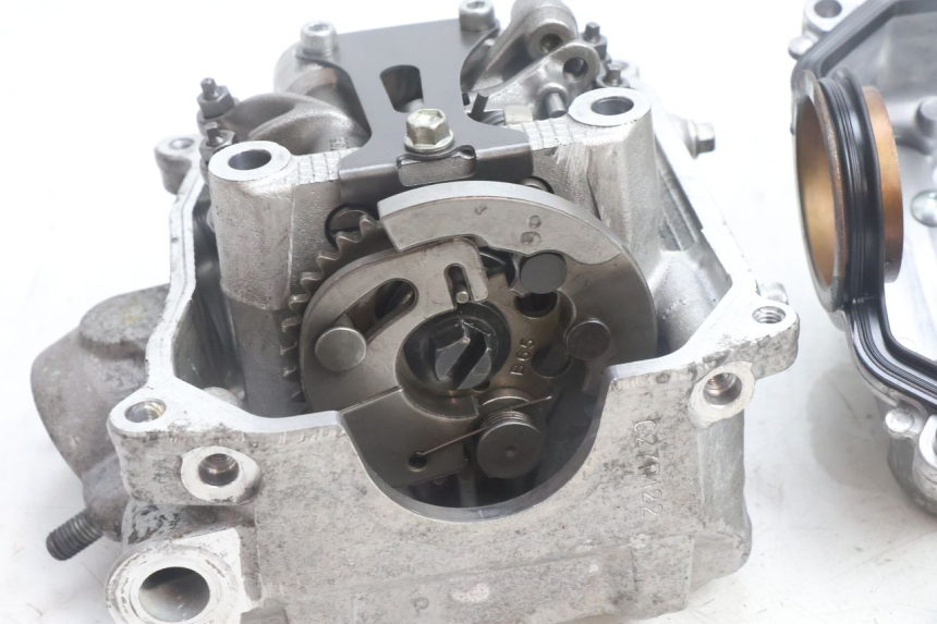 photo de CULATA YAMAHA N-MAX NMAX 125 (2021 - 2024) - Marcados y referencias originales