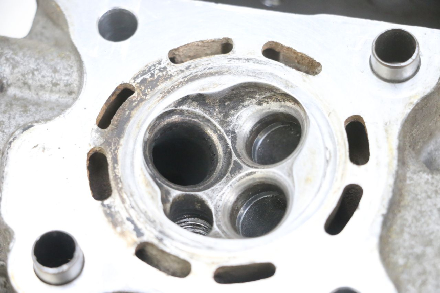 photo de CULATA YAMAHA NEOS NEO'S 4T 50 (2008 - 2016) - Estado de la superficie y material