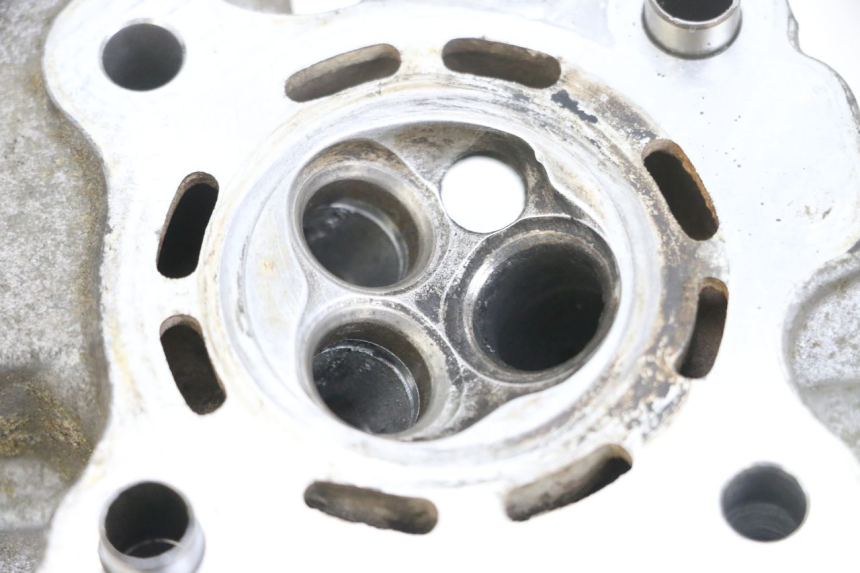 photo de CULATA YAMAHA NEOS NEO'S 4T 50 (2008 - 2016) - Recambio usado revisado