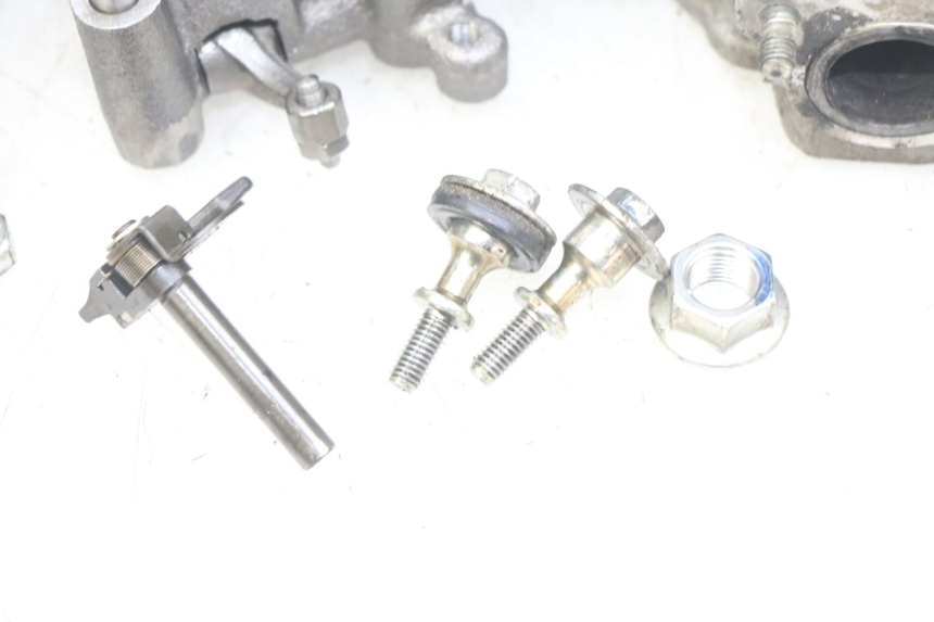 photo de CULATA HONDA NHX LEAD 110 (2008 - 2010) - Enfoque en la estructura