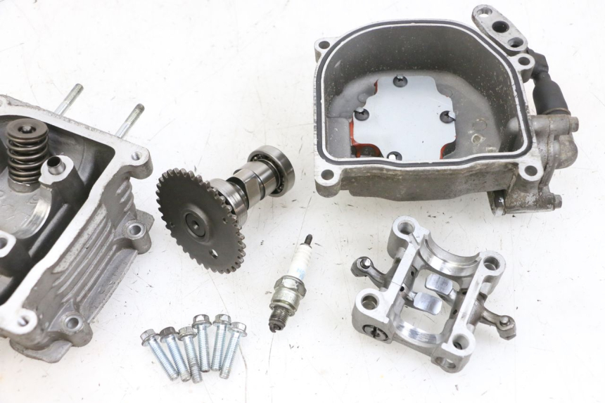 photo de CULATA JM MOTORS OLDIES 4T 50 (2010 - 2020) - Otra vista del artículo