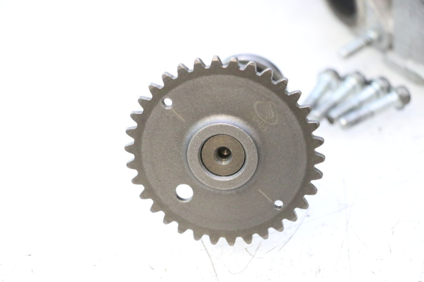 photo de CULATA JM MOTORS OLDIES 4T 50 (2020 - 2026) - Otra perspectiva