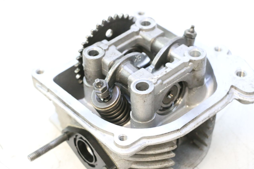 photo de CULATA JM MOTORS OLDIES 4T 50 (2020 - 2026) - Estado de la superficie y material