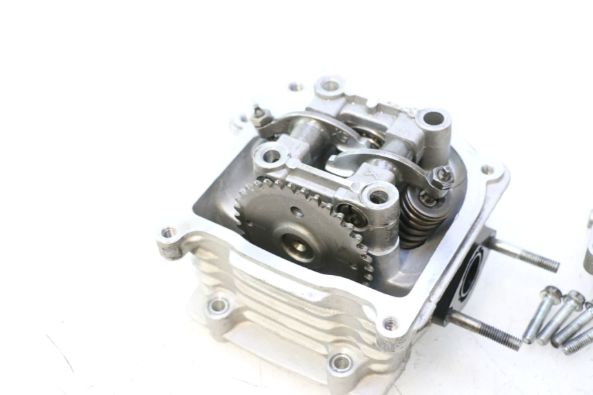 photo de CULATA JM MOTORS OLDIES 4T 50 (2020 - 2026) - Recambio usado revisado