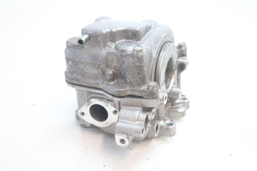 photo de CULATA HONDA PCX (JF28) 125 (2009 - 2011) - Características distintivas