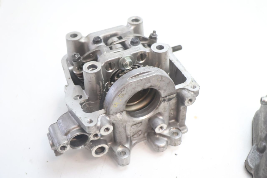 photo de CULATA HONDA PCX (JF28) 125 (2009 - 2011) - Zoom estado de uso