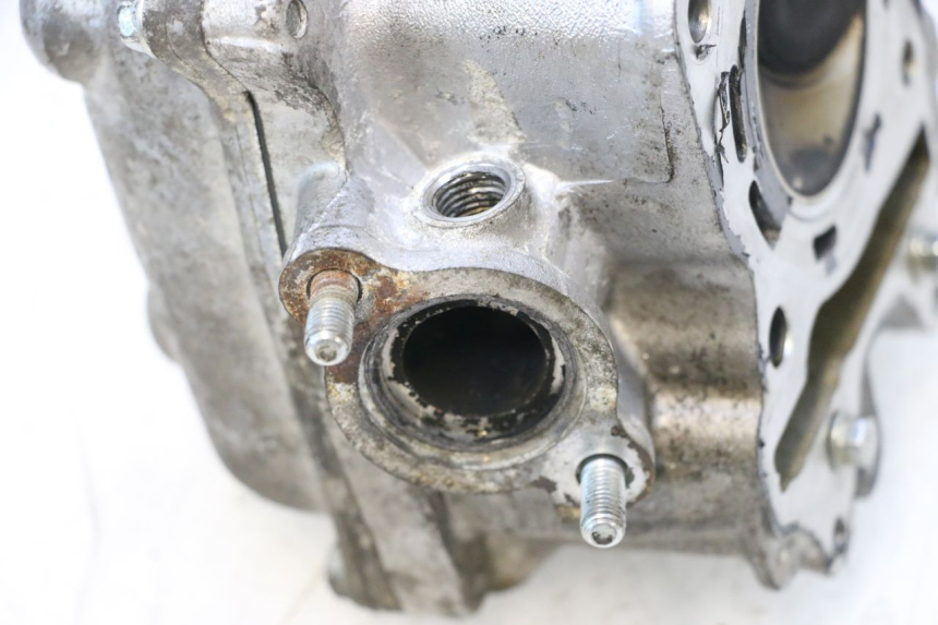photo de CULATA HONDA PCX (JF57/JF64) 125 (2014 - 2018) - Primer plano técnico