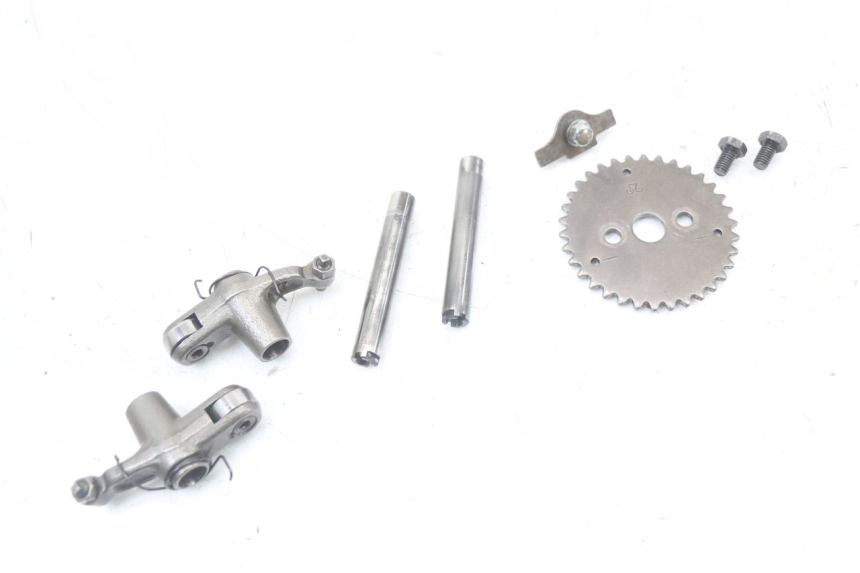 photo de CULATA PEUGEOT BELVILLE 125 (2017 - 2021) - Zoom sobre los componentes