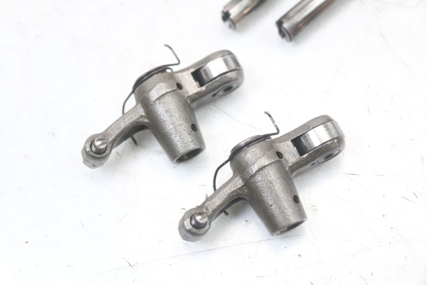 photo de CULATA PEUGEOT BELVILLE 125 (2017 - 2021) - Primer plano de alta resolución