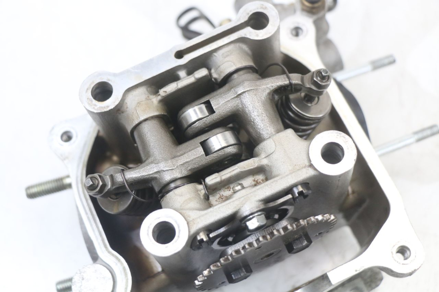 photo de CULATA PEUGEOT BELVILLE 125 (2017 - 2021) - Recambio usado revisado