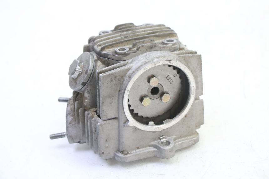 photo de CULATA APOLLO RFZ 125 - Inspección visual detallada