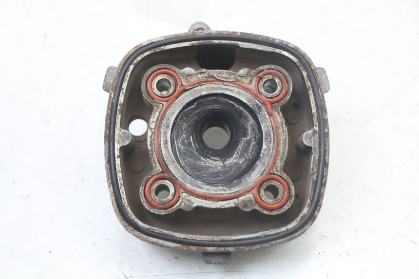 photo de CULATA GILERA RUNNER LC 50 (1997 - 1998) - Primer plano técnico