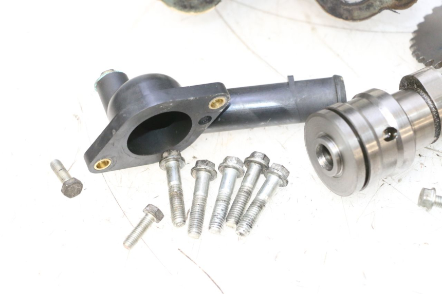 photo de CULATA PEUGEOT SATELIS COMPRESSOR K15 125 (2006 - 2009) - Primer plano técnico