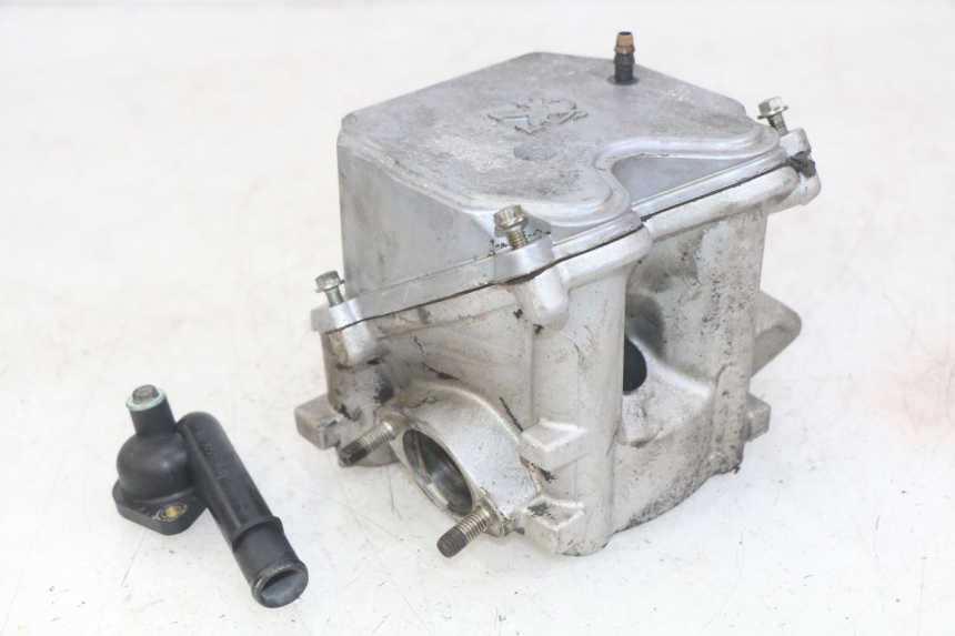 photo de CULATA PEUGEOT SATELIS 125 (2010 - 2012) - Detalle de la pieza